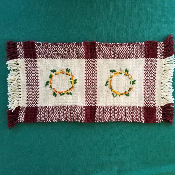 Hand Made Table Centerpiece Size 18”x 9” - Picture 6 of 6